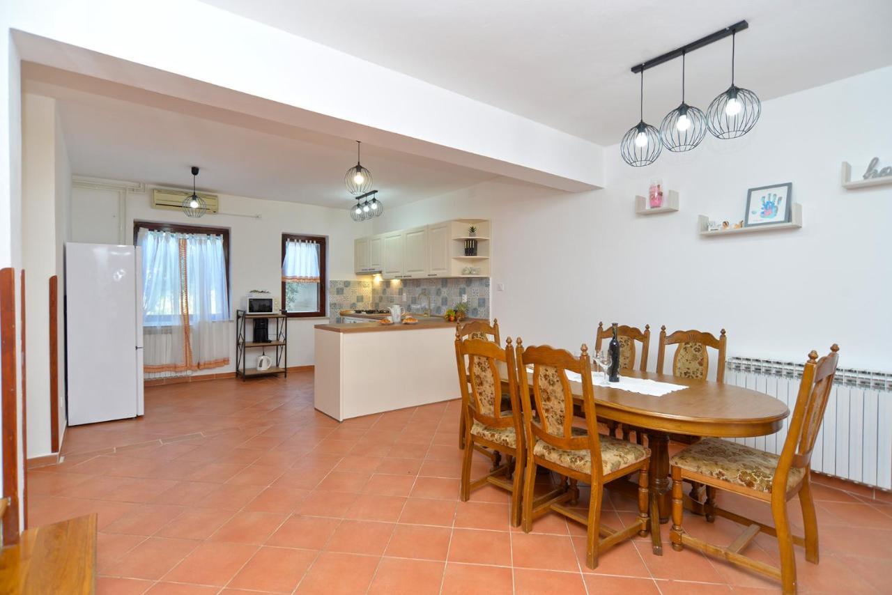 Apartment Prostin 1168 Fažana Eksteriør billede